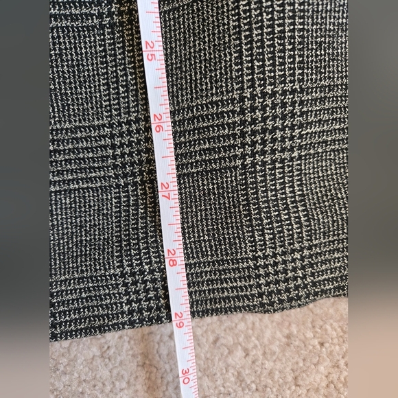 VIA MODA VINTAGE Gray Blazer with Notched Lapels and Tailored Style - Picture 11 of 11